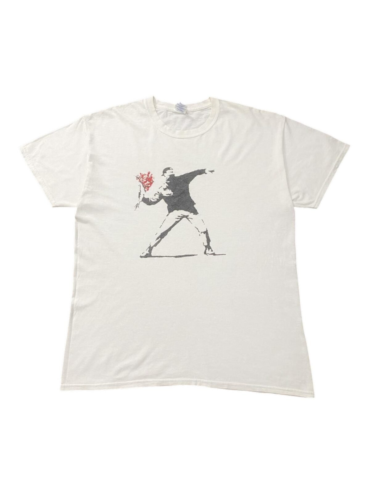 00s  Banksy Love Is In The Air Flower Thrower T-Shirt