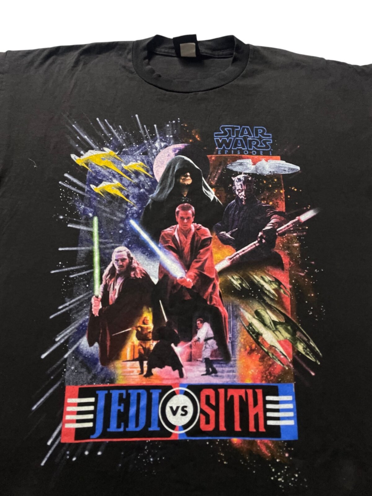 90s Star Wars 1 Jedi vs Sith T-shirt