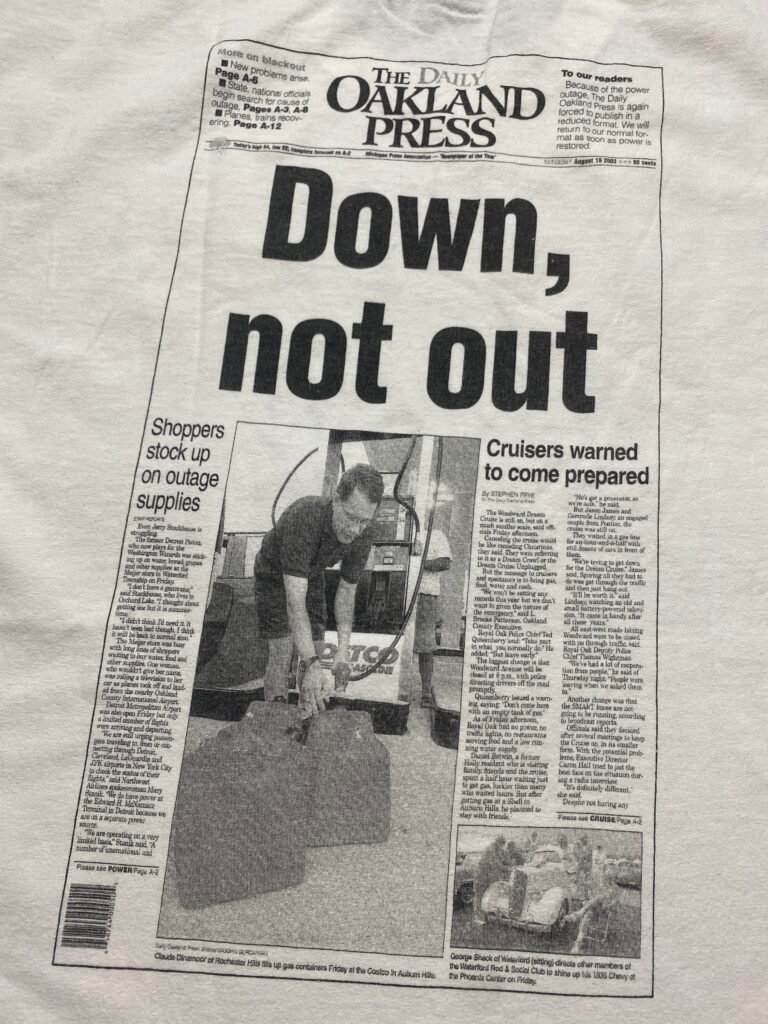 Vintage Oakland Press The Largest Blackout In History T-Shirt