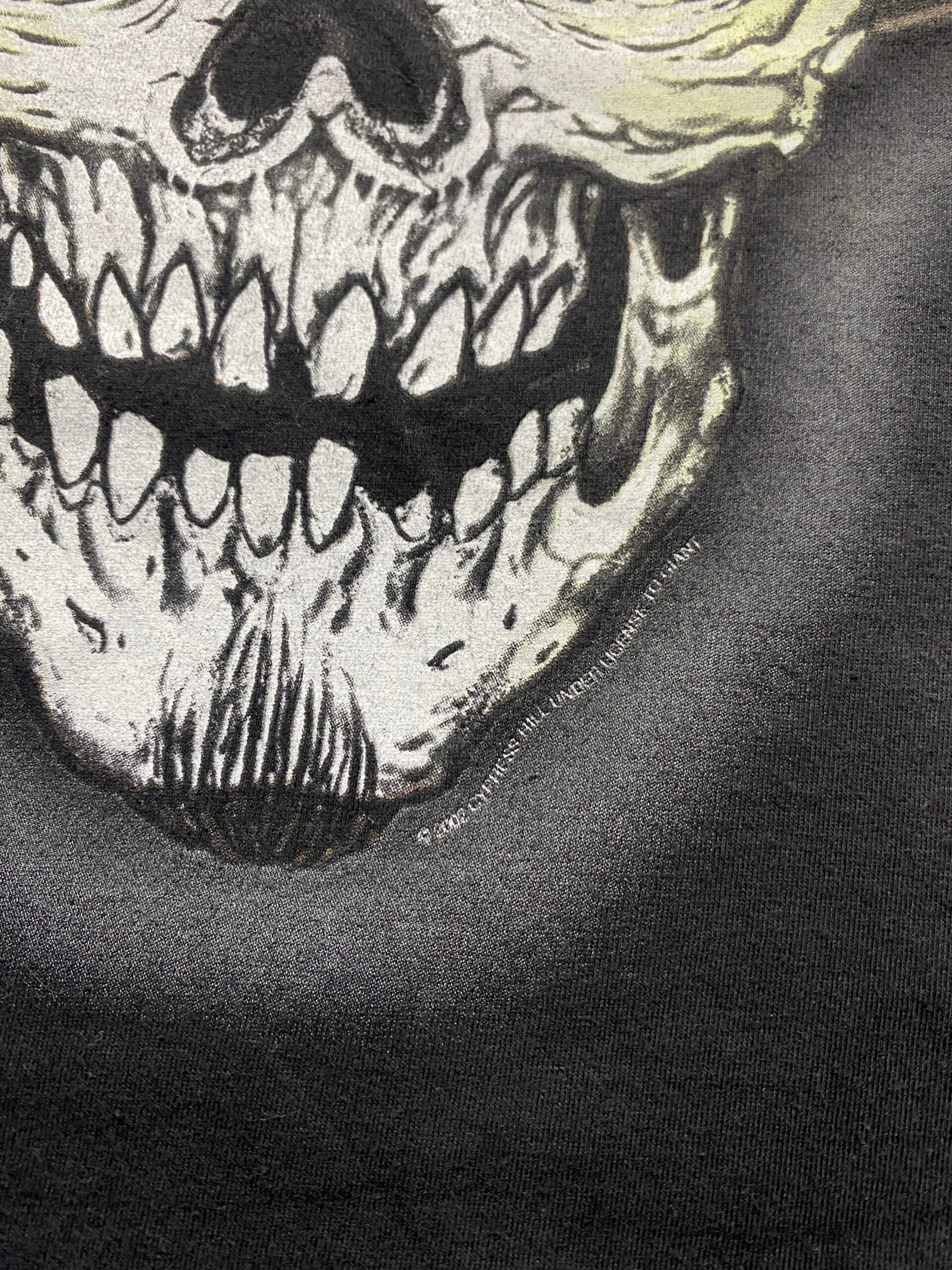 Vintage 2001 Cypress HIll - Stoned Raiders T-Shirt - Image 4