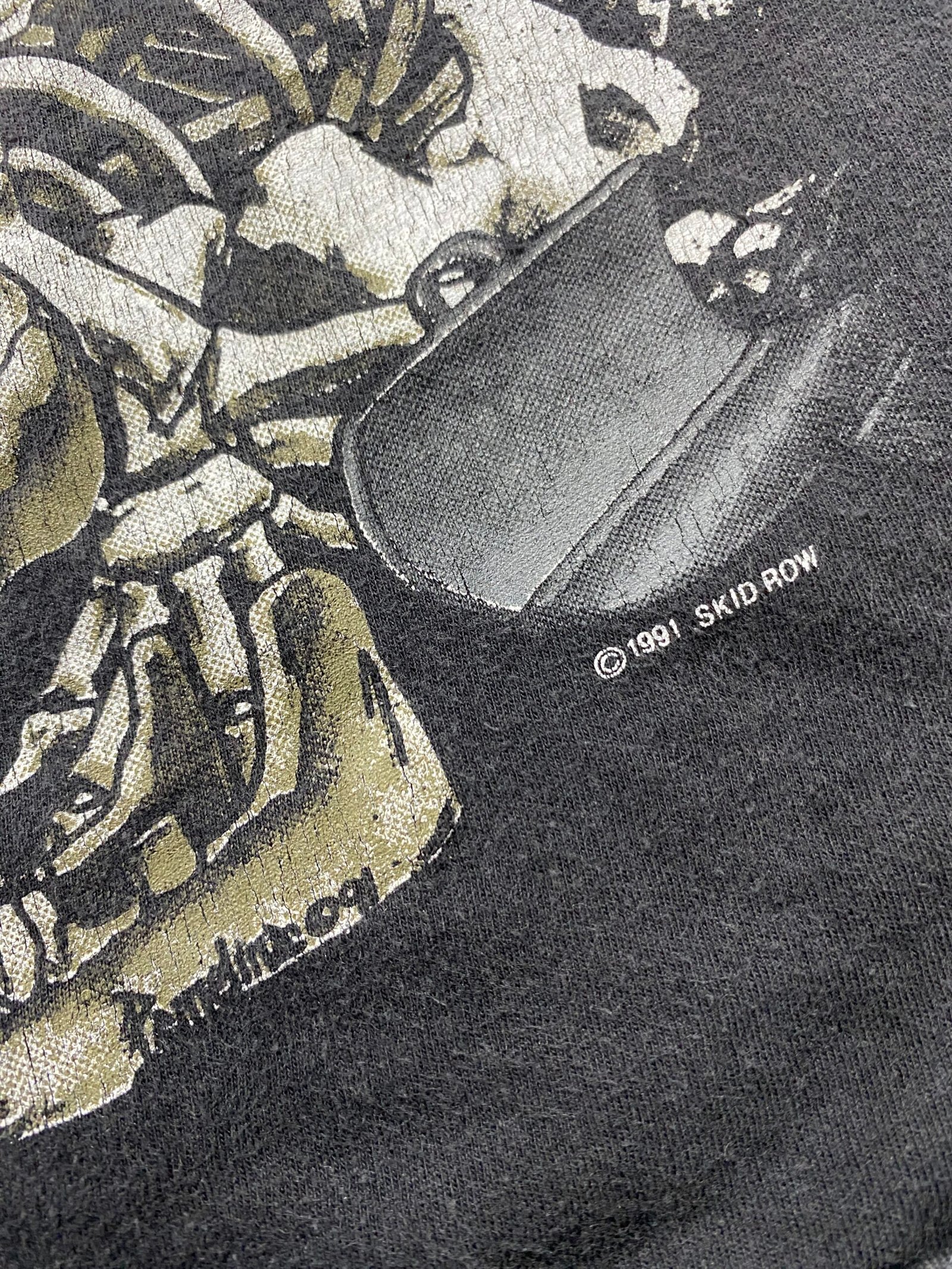 Vintage 1991 Skid Row - Slave To The Grind T-Shirt - Image 5