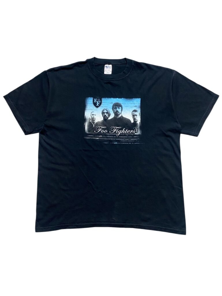 Vintage 2005 Foo Fighters - In Your Honor T-Shirt