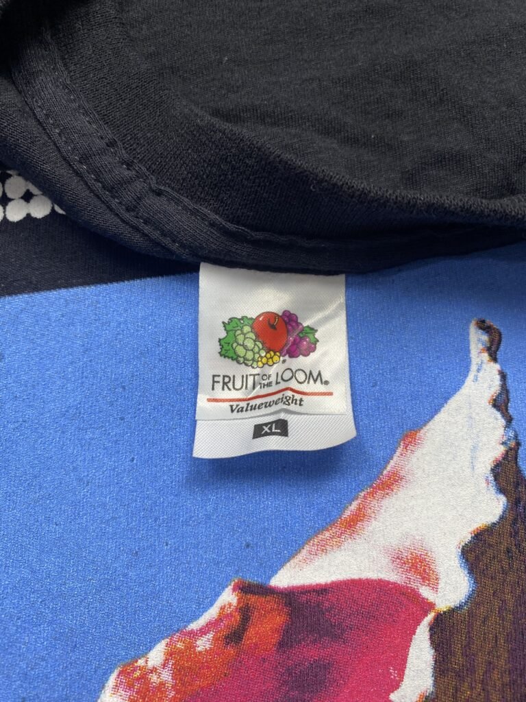 2017 The Killers Wonderful Wonderful UK Tour T-Shirt detail 4