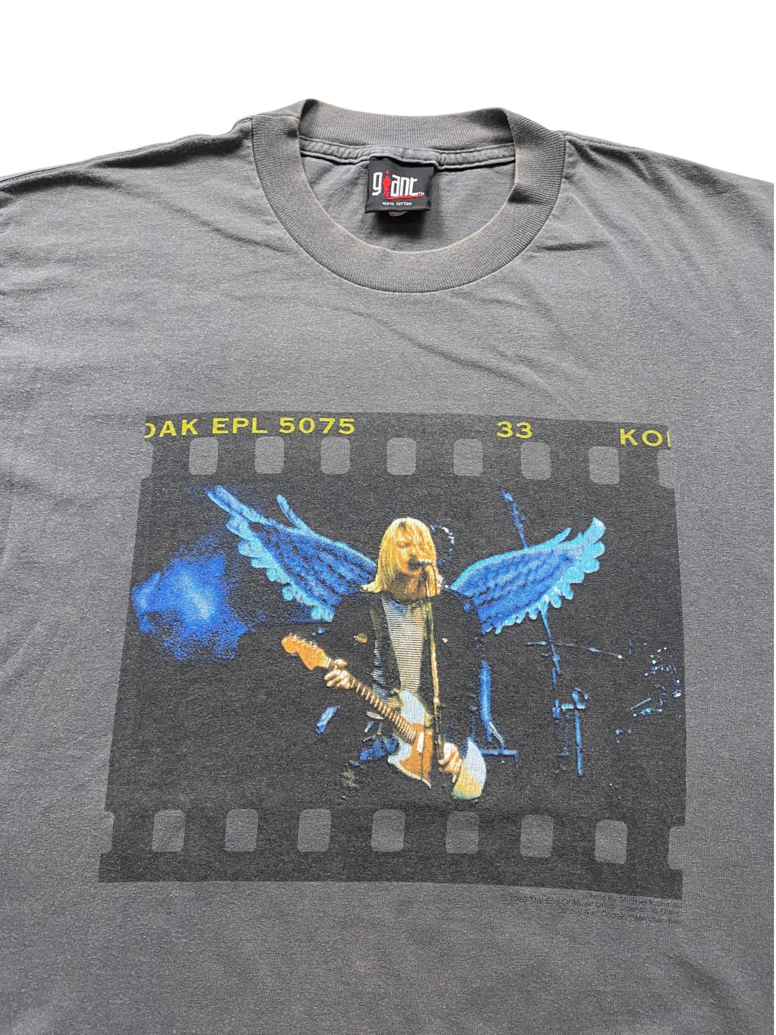 Vintage 1999 Nirvana Kurt Cobain - Angel T-Shirt - Image 2