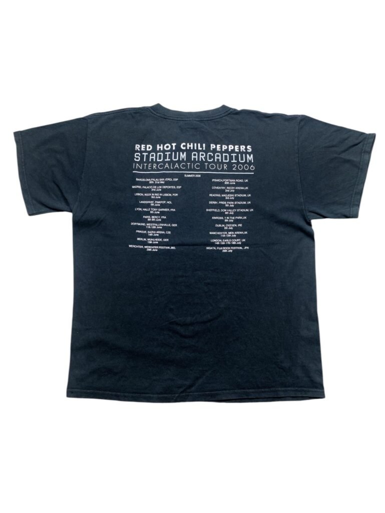 Vintage 2006 Red Hot Chili Peppers Stadium Arcadium Intercalactic Tour T-Shirt back