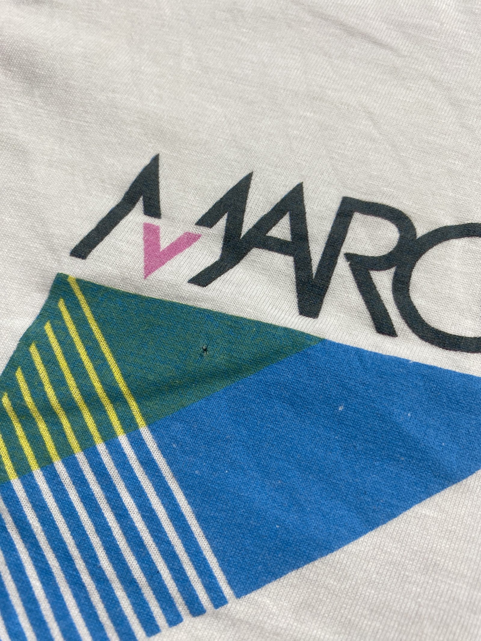Vintage 2011 Maroon 5 Tour 2011 T-Shirt detail 11