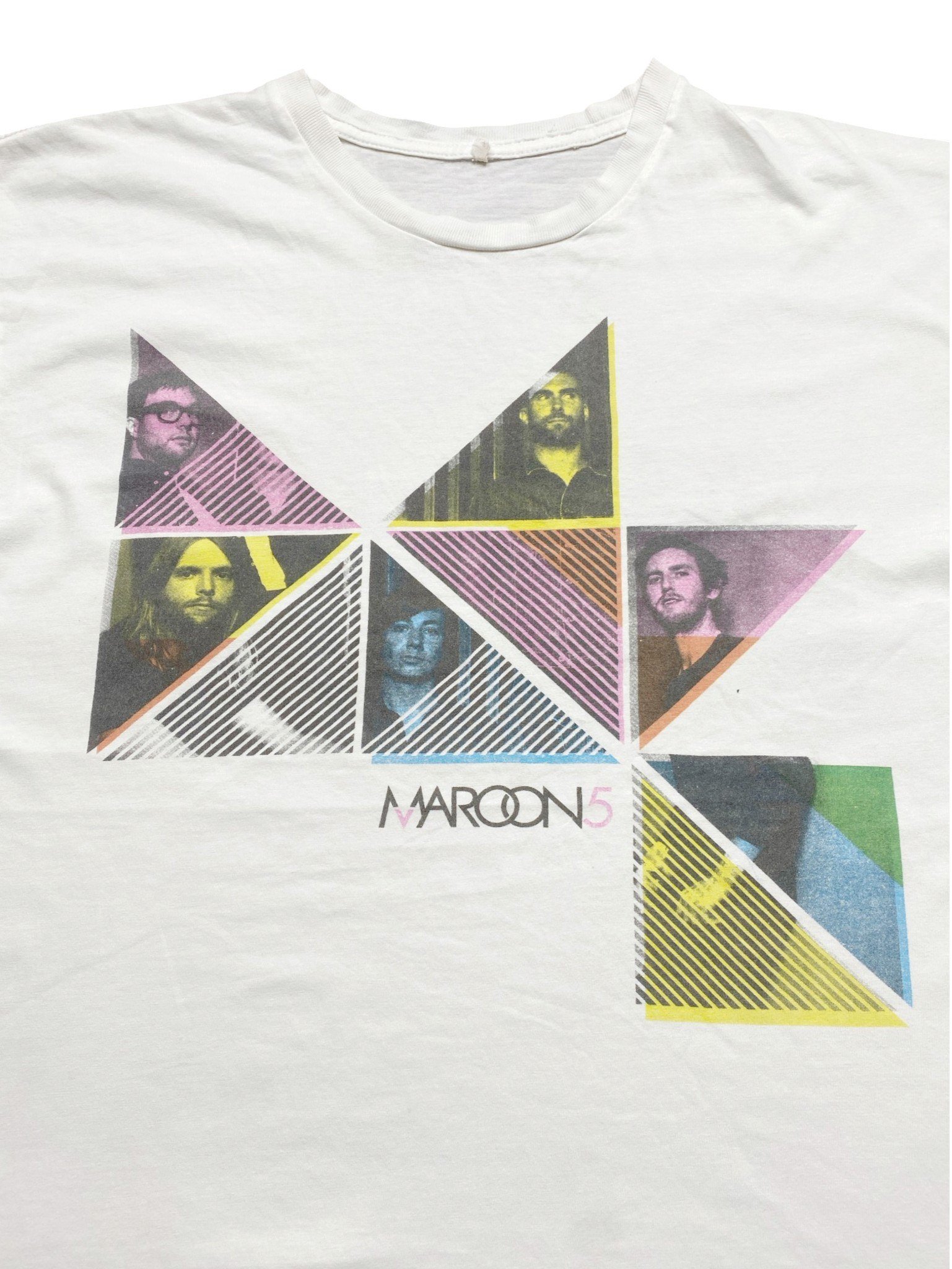 Vintage 2011 Maroon 5 Tour 2011 T-Shirt detail 3